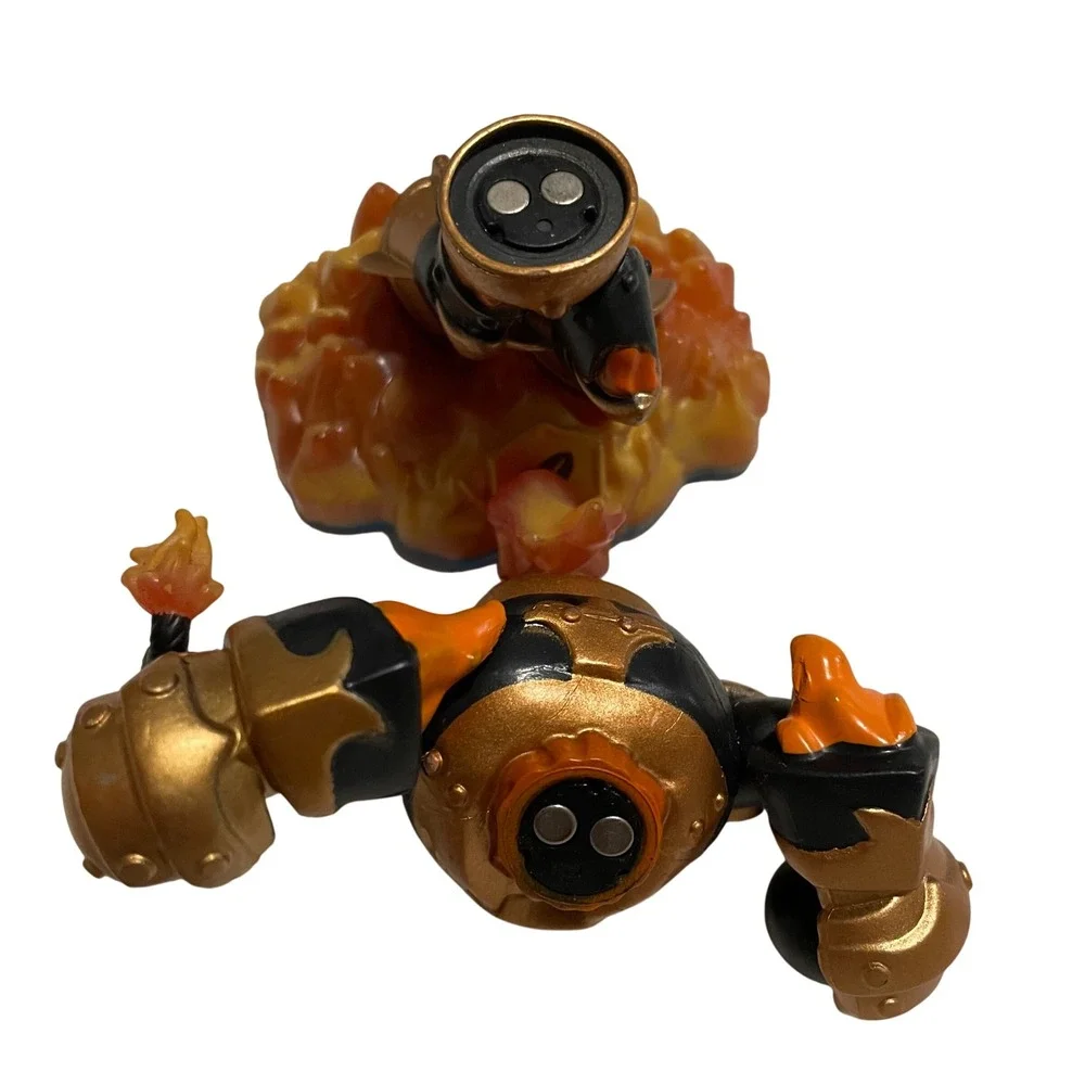 Skylanders Swap‎ Force Blast Zone Figure With Card + Sticker